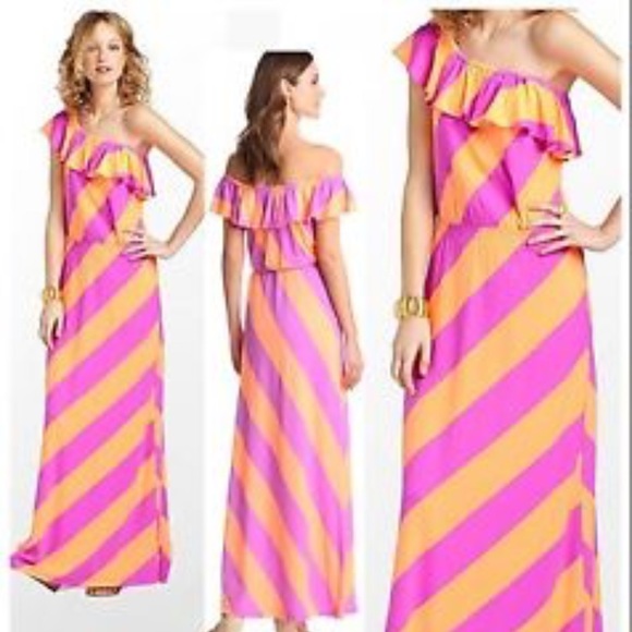 Lilly Pulitzer Dresses & Skirts - Lilly Pulitzer dress worn twice. Maxi large